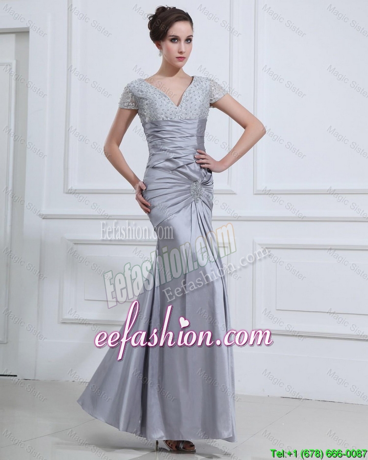 Lovely Mermaid V Neck Prom Dresses with Beading in Silver
