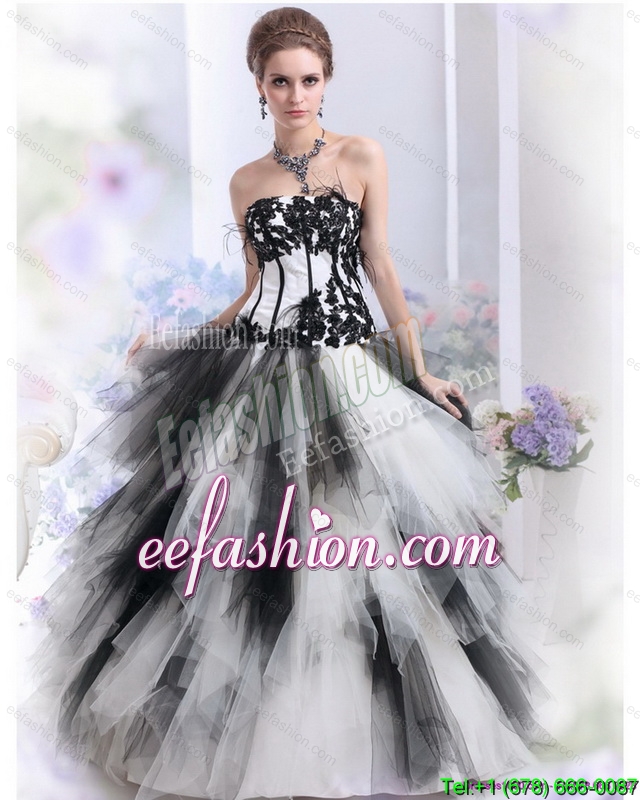2015 Discount White and Black Strapless Quinceanera Dresses with Appliques