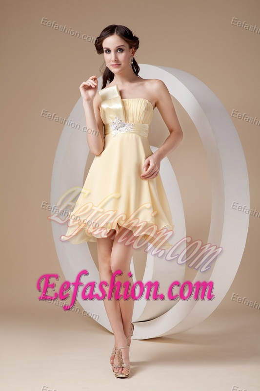 Sweet Light Yellow A-line Strapless Organza Beaded Betty Celebrity Dress