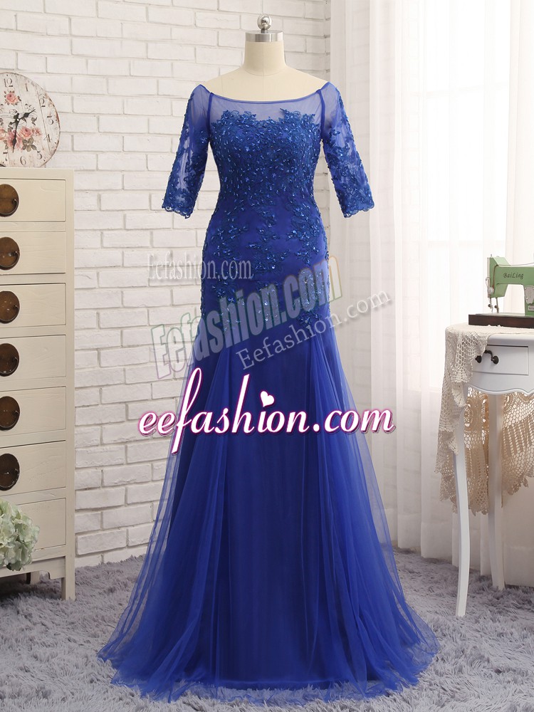 Pretty Royal Blue Scoop Neckline Lace and Appliques Mother Of The Bride Dress Half Sleeves Zipper