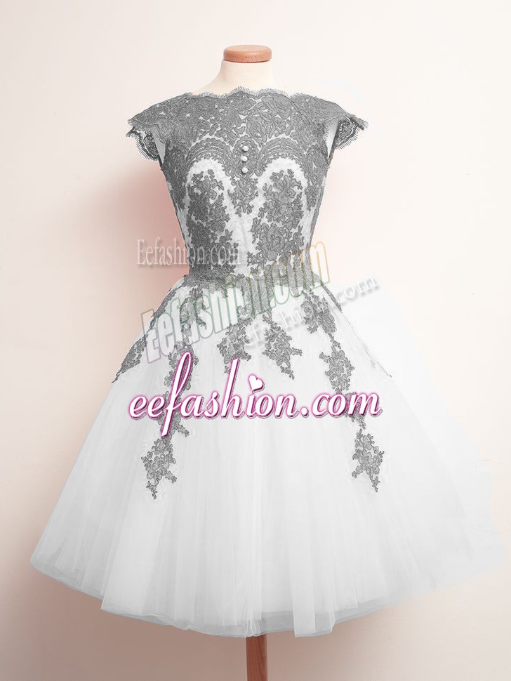  White Sleeveless Appliques Mini Length Bridesmaid Gown
