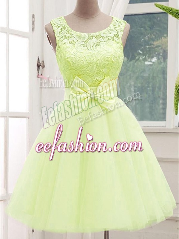 Fashionable Yellow Green Sleeveless Knee Length Lace and Bowknot Lace Up Bridesmaid Gown