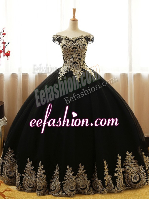  Tulle Off The Shoulder Sleeveless Lace Up Appliques Sweet 16 Quinceanera Dress in Black