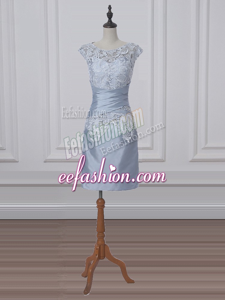 Deluxe Grey Zipper Mother Of The Bride Dress Lace and Appliques Short Sleeves Mini Length