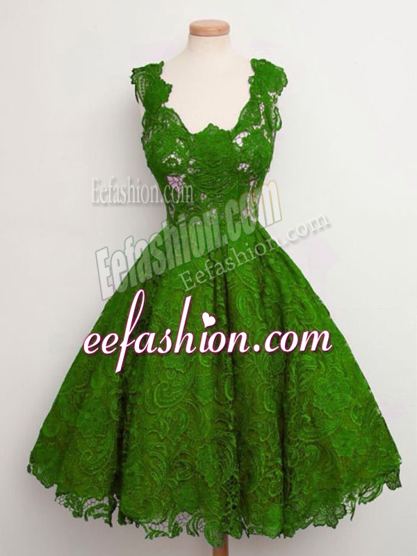 Free and Easy A-line Dama Dress for Quinceanera Green Straps Lace Sleeveless Knee Length Lace Up