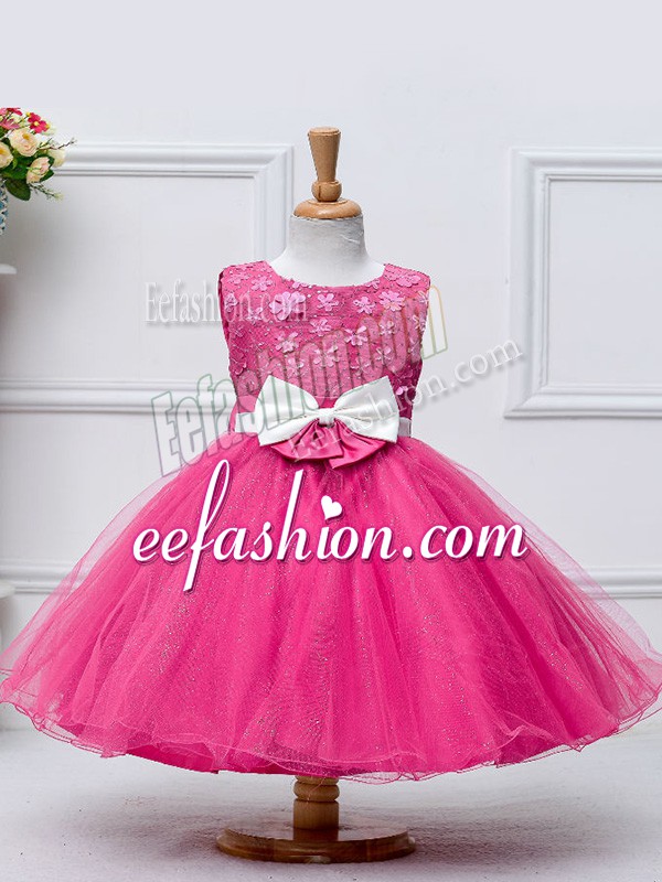 Simple Knee Length Zipper Little Girls Pageant Gowns Hot Pink for Wedding Party with Lace and Bowknot