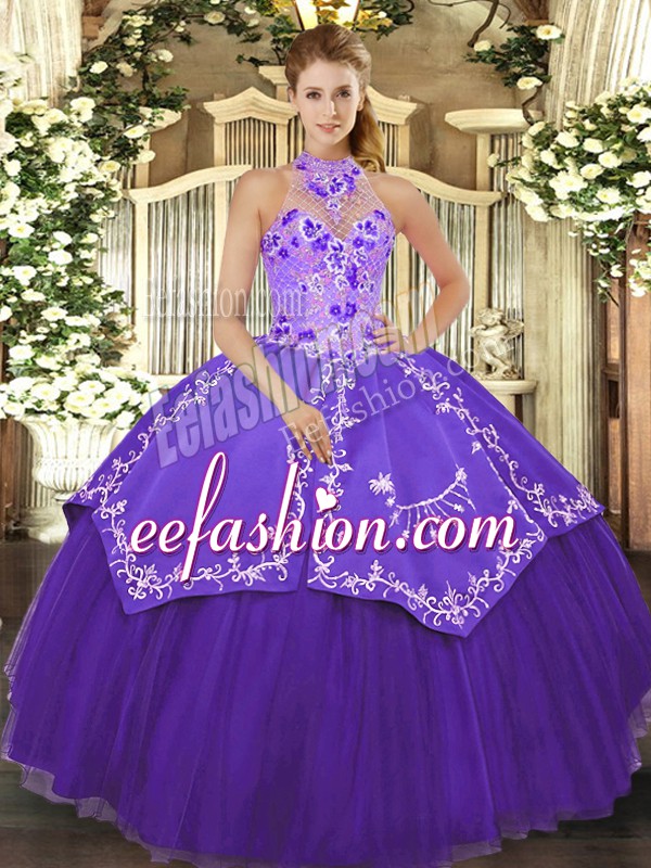  Sleeveless Beading and Embroidery Lace Up Quinceanera Gowns