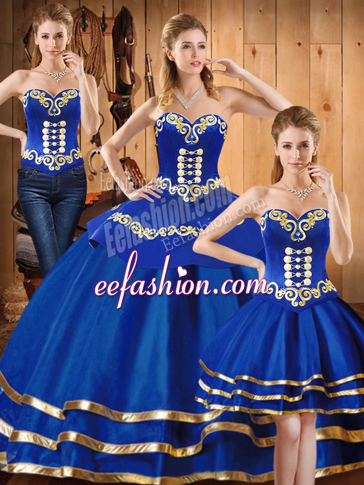 Hot Sale Satin and Tulle Sweetheart Sleeveless Lace Up Embroidery Quinceanera Gown in Blue