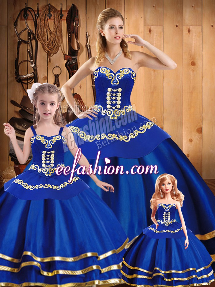 Attractive Royal Blue Organza Lace Up Sweetheart Sleeveless Floor Length Quinceanera Gowns Embroidery