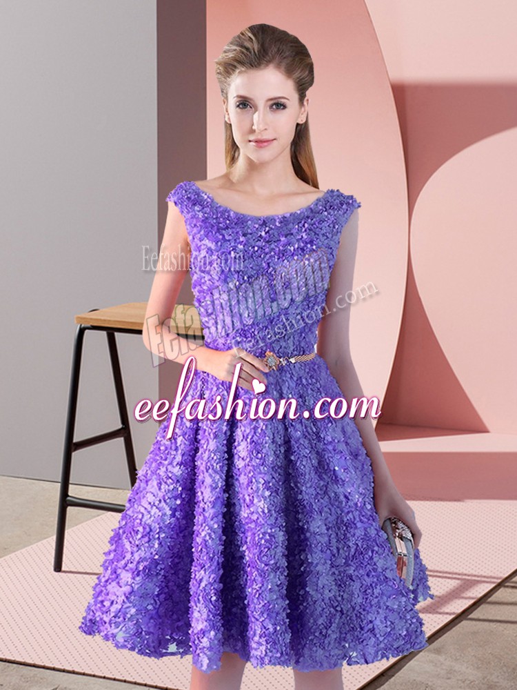 Suitable Scoop Sleeveless Prom Gown Knee Length Belt Lavender Lace