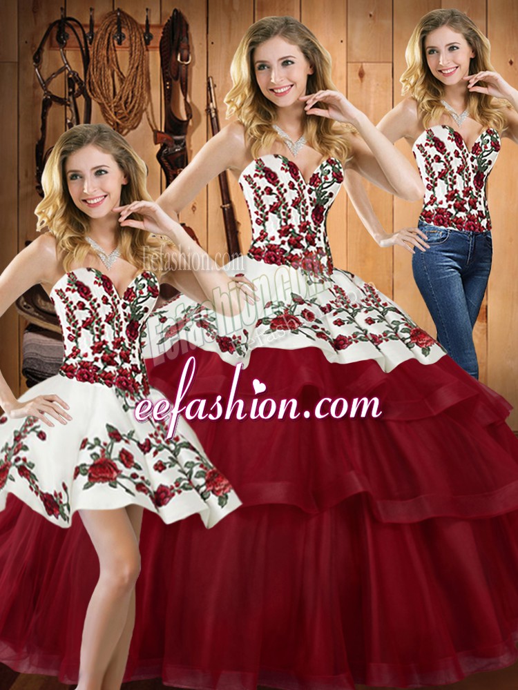  Embroidery Sweet 16 Dress Wine Red Lace Up Sleeveless Sweep Train