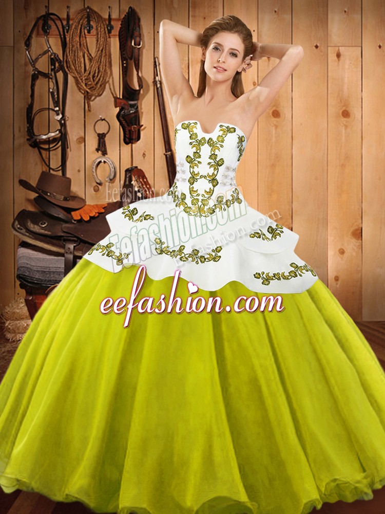 Modern Yellow Green Quinceanera Dress Military Ball and Sweet 16 and Quinceanera with Embroidery Strapless Sleeveless Lace Up