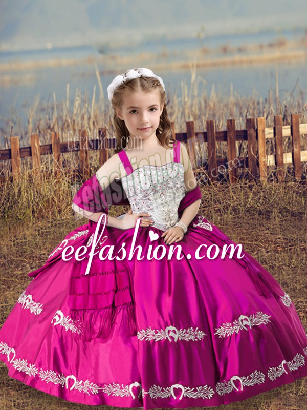 Customized Satin Sleeveless Floor Length Pageant Gowns and Beading and Embroidery