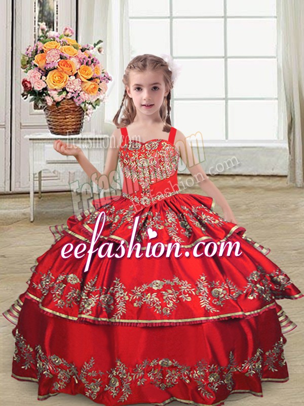  Floor Length Red Little Girls Pageant Gowns Satin Sleeveless Embroidery and Ruffled Layers