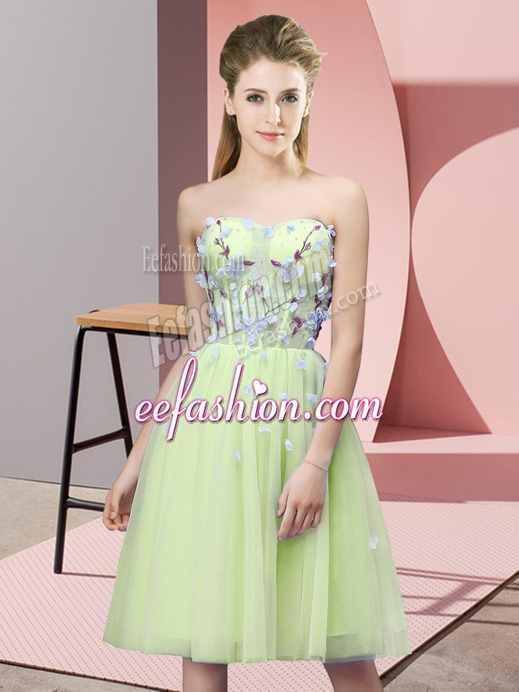 Elegant Yellow Green Sleeveless Knee Length Appliques Lace Up Bridesmaid Dresses