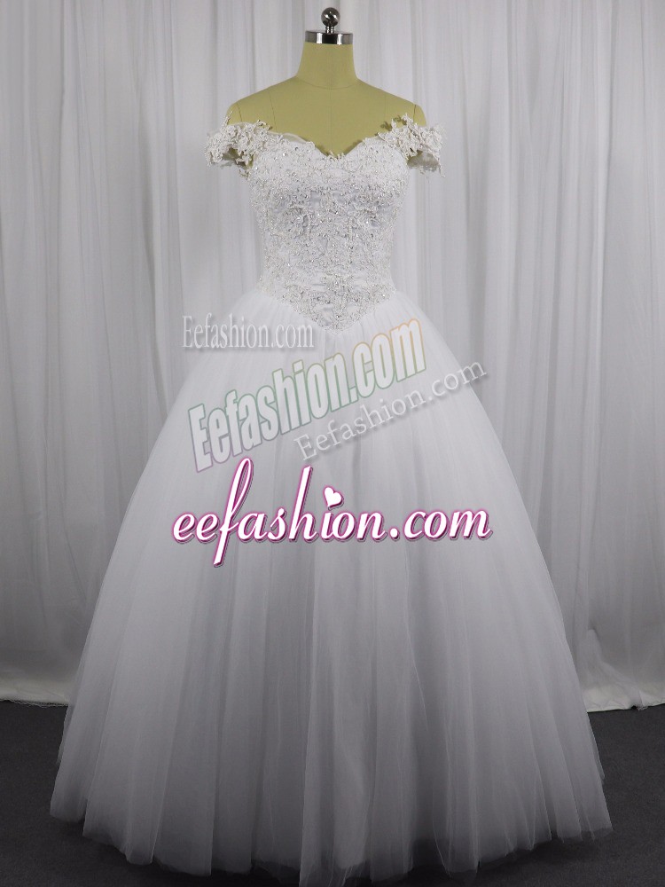  White Ball Gowns Beading and Lace Bridal Gown Lace Up Tulle Sleeveless Floor Length