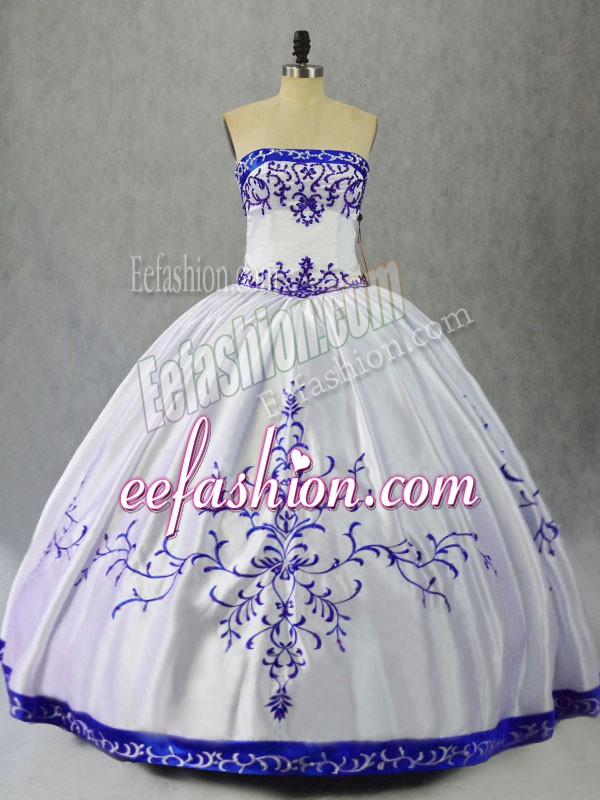 Flare Sleeveless Floor Length Embroidery Lace Up Quinceanera Gown with Blue And White