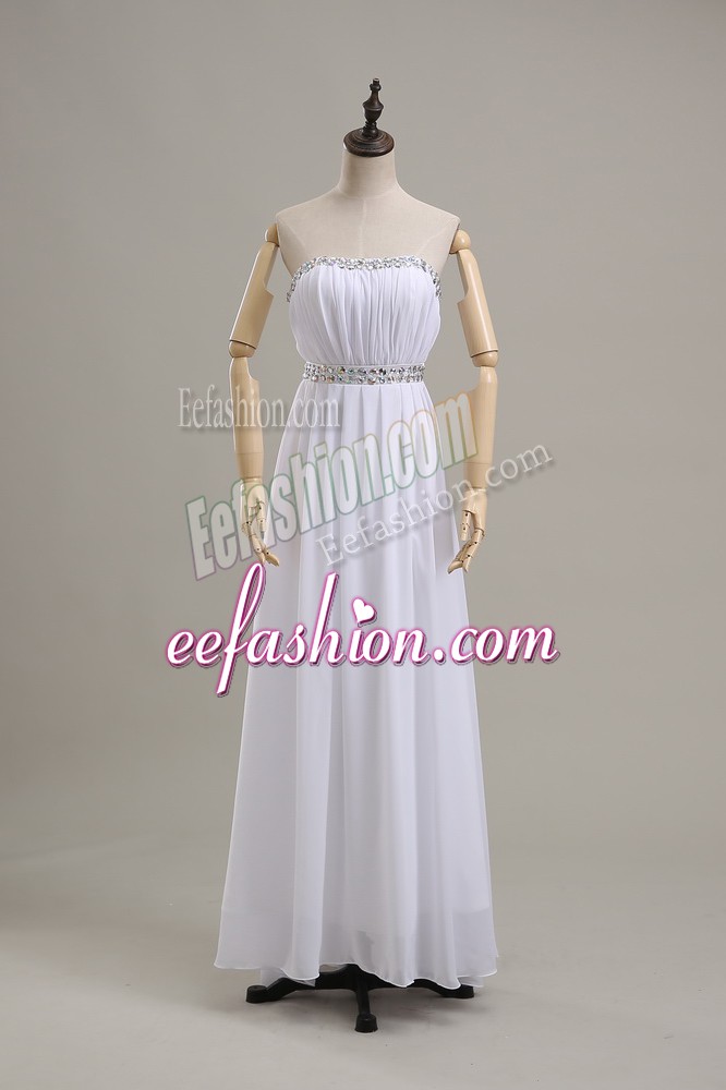 Inexpensive Beading Bridal Gown White Backless Sleeveless Floor Length