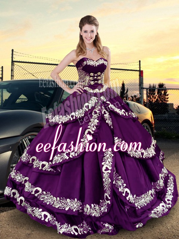  Satin Sweetheart Sleeveless Lace Up Embroidery and Ruffled Layers Vestidos de Quinceanera in Purple