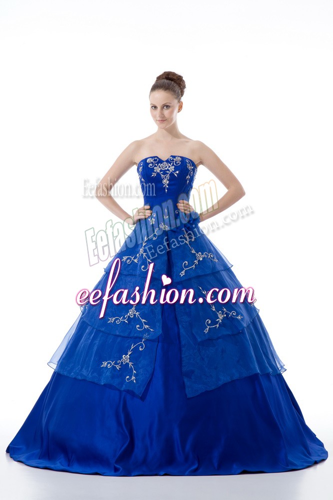 Excellent Royal Blue Ball Gowns V-neck Sleeveless Organza Floor Length Lace Up Embroidery and Ruffled Layers Sweet 16 Dresses