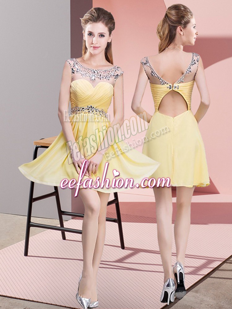 Fitting Yellow Scoop Neckline Beading and Ruching Prom Dresses Sleeveless Backless