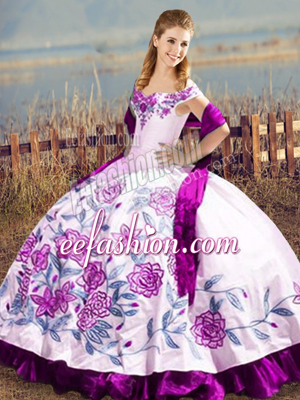 Sexy Sleeveless Lace Up Floor Length Embroidery Quinceanera Gown
