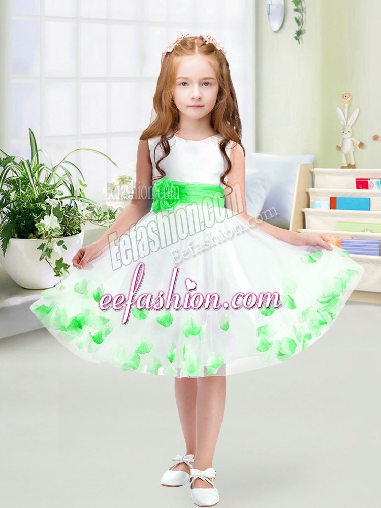 Exceptional White Scoop Zipper Appliques and Belt Toddler Flower Girl Dress Sleeveless