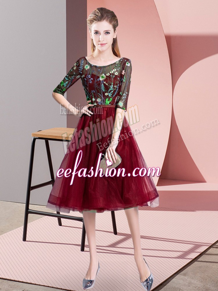 Artistic Burgundy Lace Up Quinceanera Court of Honor Dress Embroidery Half Sleeves Knee Length