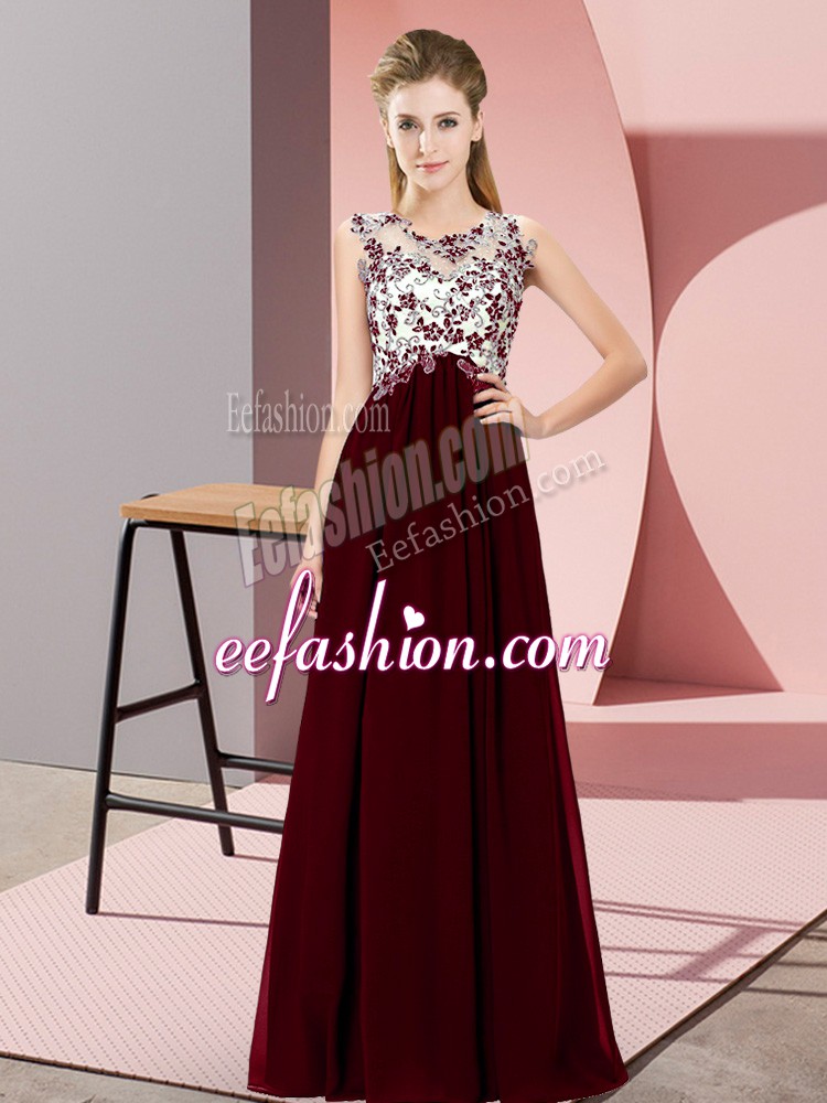  Chiffon Sleeveless Floor Length Dama Dress for Quinceanera and Beading and Appliques