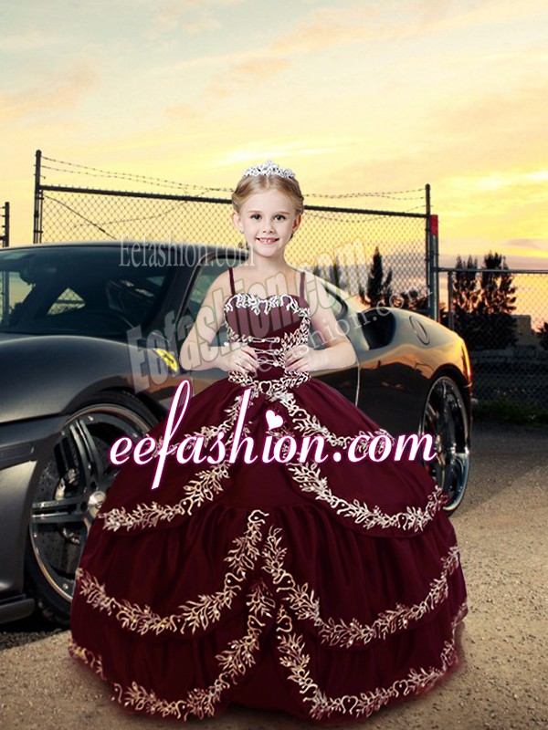 Burgundy Straps Neckline Embroidery Evening Gowns Sleeveless Lace Up