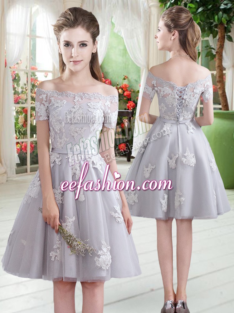 Unique Tulle Short Sleeves Knee Length Prom Gown and Appliques