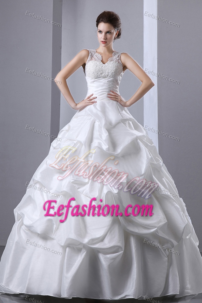 Elegant A-line V-neck Wedding Dresses with Appliques and Pick-ups