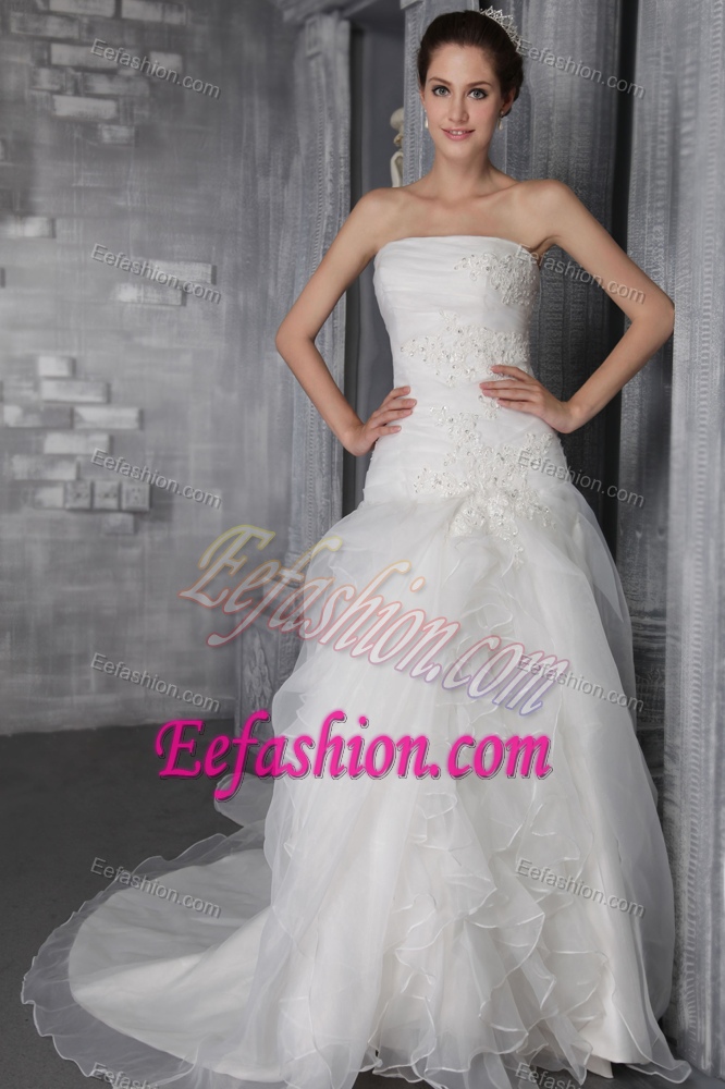 Inexpensive A-line Strapless Chapel Train Organza Dress for Brides with Lace-up