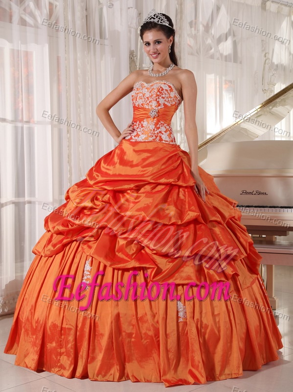 Magnificent Orange Quinceaneras Dresses in with Appliques and Ruching