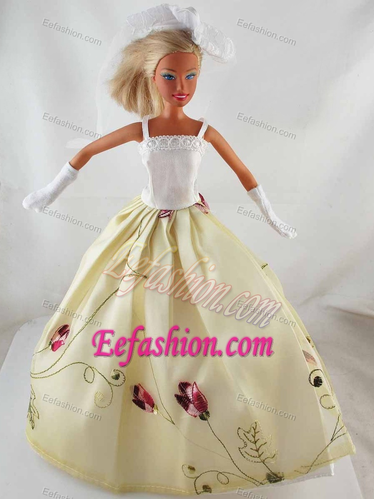Elegant Princess Dress With Embroidery Gown For Barbie Doll