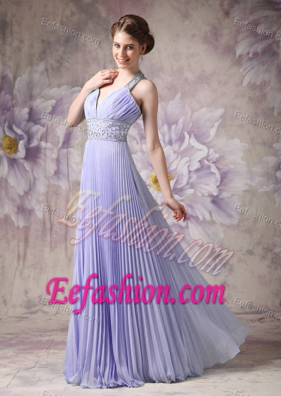 Classy Plunging Halter-top Chiffon Junior Prom in Lilac with Pleats and Beadings