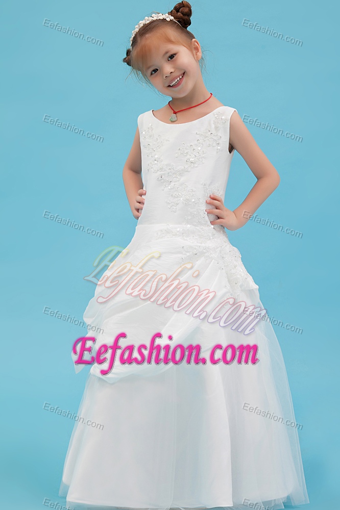 White Cinderella Pageant Dresses with Beading and Appliques for Girls