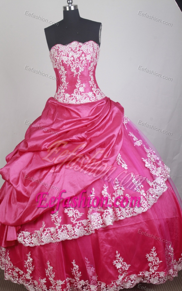 Elegant Strapless Red 2014 Sweet Sixteen Quinceanera Dress with Embroidery