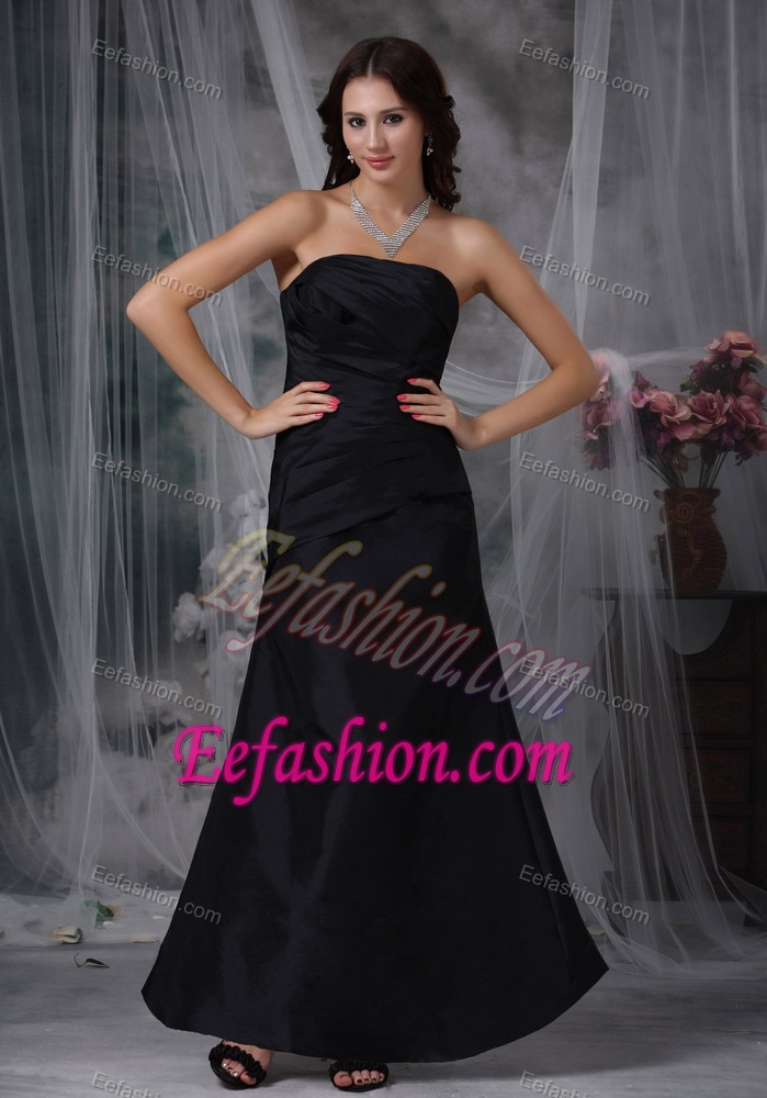 Black Strapless Long Black Ruched Formal Dresses for Dama