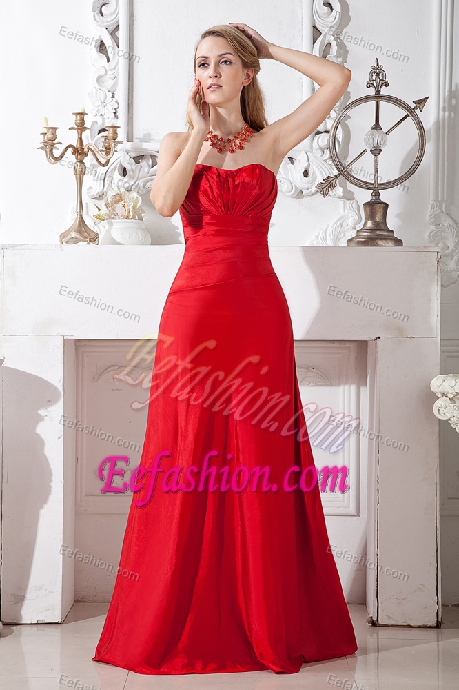 Sweetheart Long Red Ruched Dama Quinceanera Dress on Sale