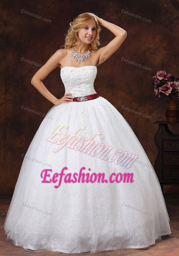 Strapless Ball Gown Long Organza Wedding Dresses with Appliques