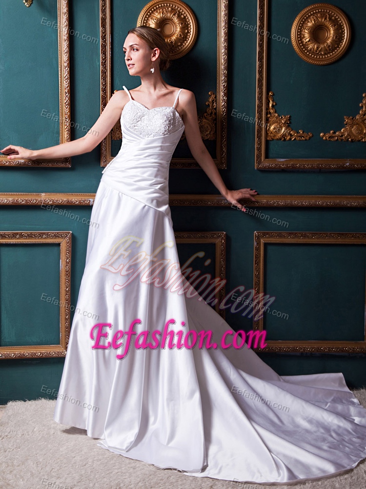 Spaghetti Straps Court Train Lilac Ruched Wedding Dress with Applique