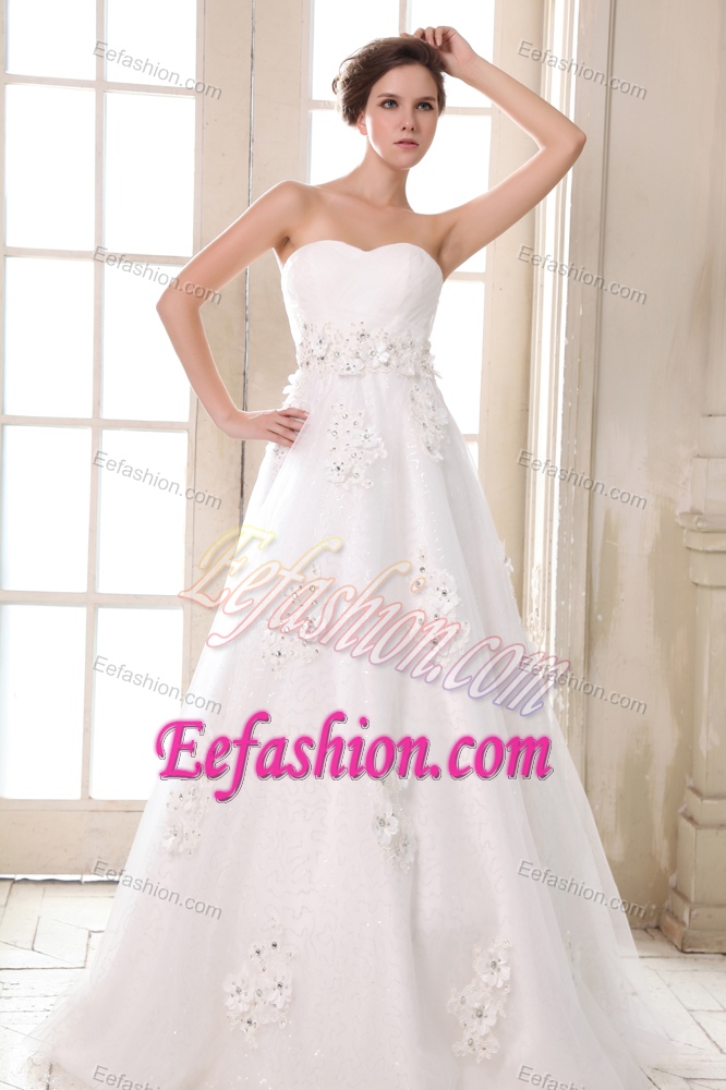 Sweetheart Brush Train Ruched Tulle Appliqued Wedding Dress with Beading