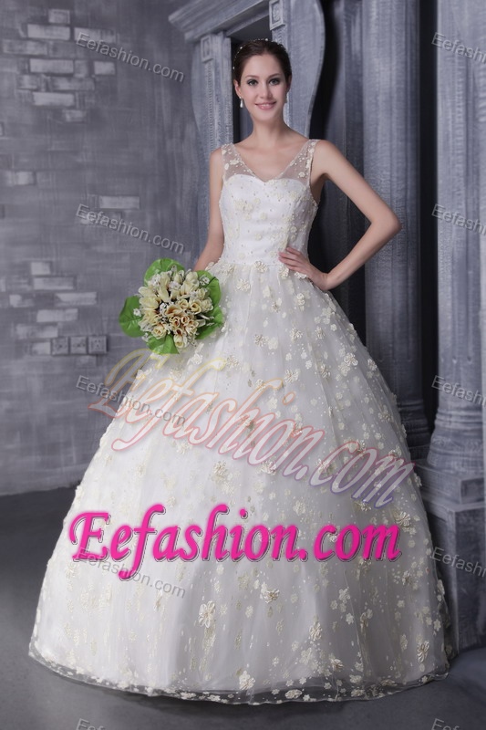 V-neck Straps Long Ball Gown Organza Wedding Dress with Beading