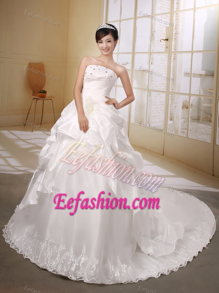 Custom Made Beaded and Embroidery Bridal Dress in Organza and
