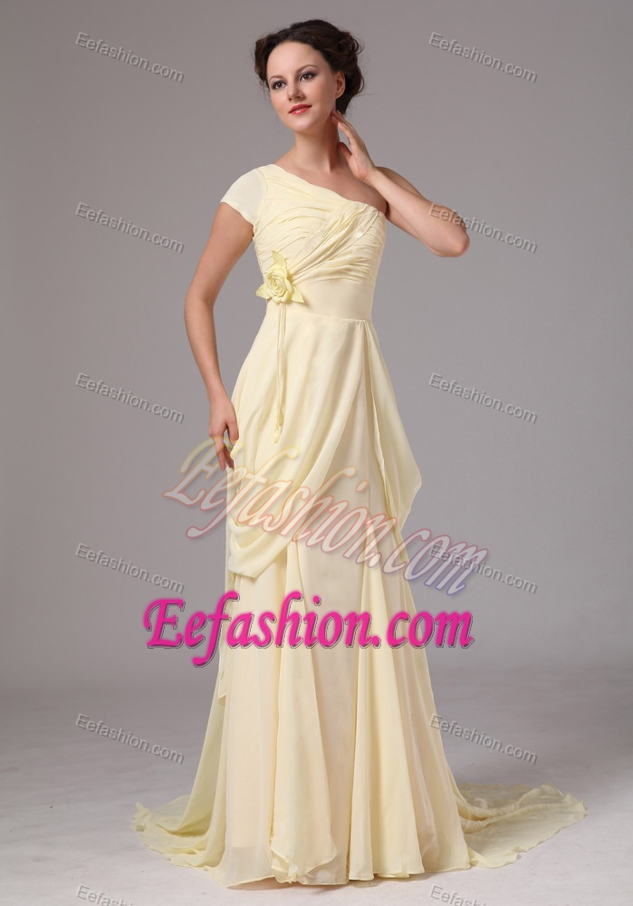 One Shoulder Chiffon Designer Evening Dress with Hand Made Flower in Yellow
