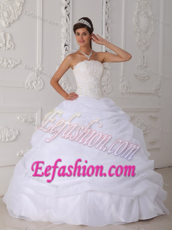 Charming Strapless Long Organza and Lace White Dress for Quinceanera