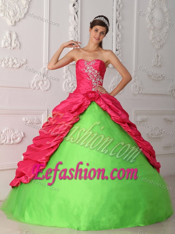 Appliqued and Ruched Sweet Sixteen Quinceanera Dresses in Green and Red