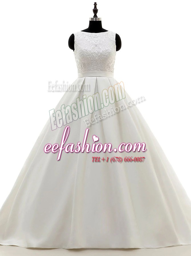 Ideal Scoop With Train Criss Cross Wedding Gown White for Wedding Party with Lace and Appliques and Bowknot Brush Train