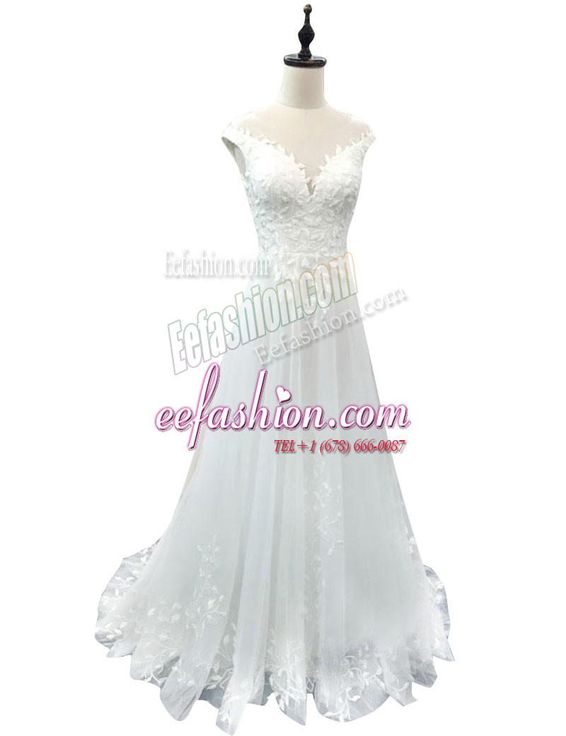  White Clasp Handle Scoop Lace Wedding Dress Tulle Sleeveless Brush Train
